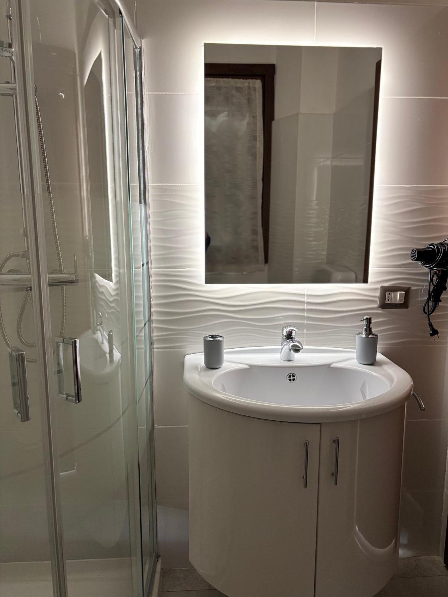 B&B Il Tulipano Como Exteriör bild